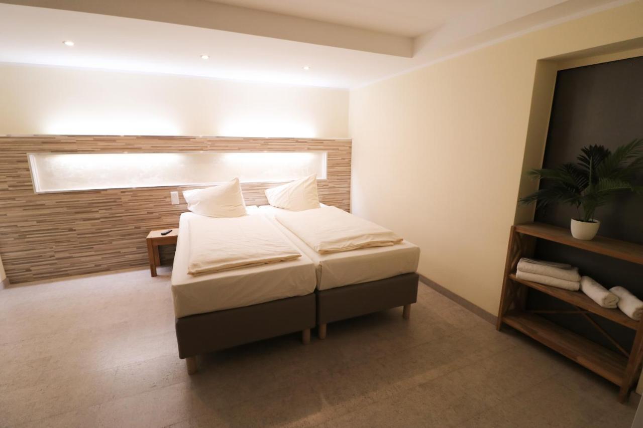 Aparthotel Petul Ernestine 3*